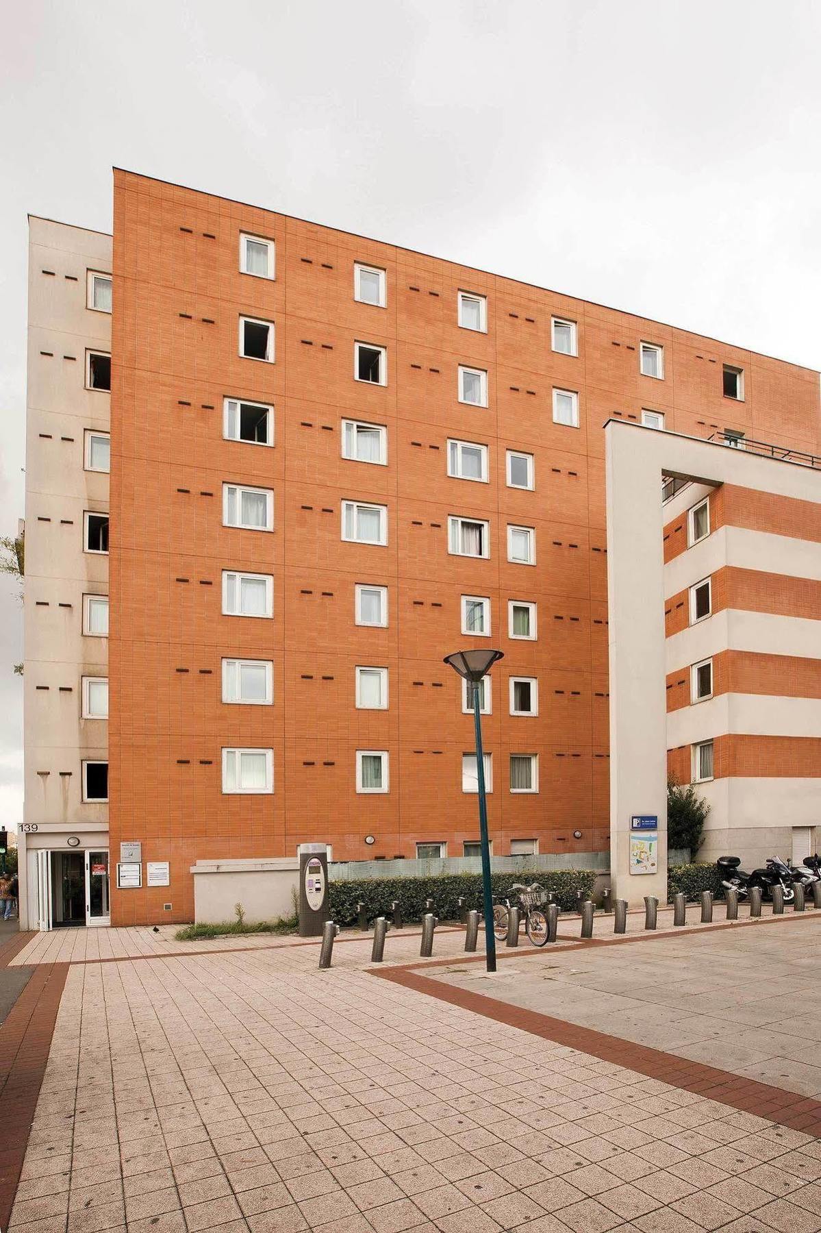 Séjours&Affaires Pantin Charles De Gaulle Esterno foto